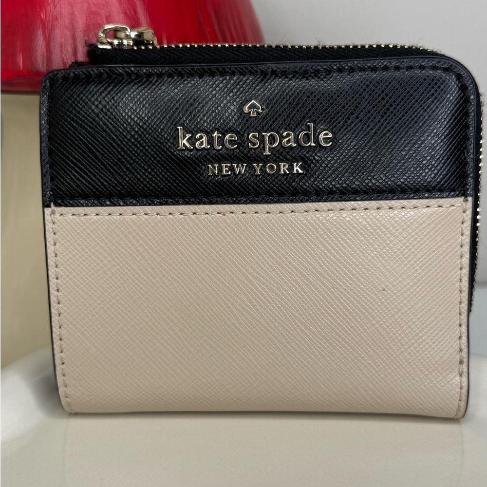 Kate Spade Black and Cream Women's Wallet